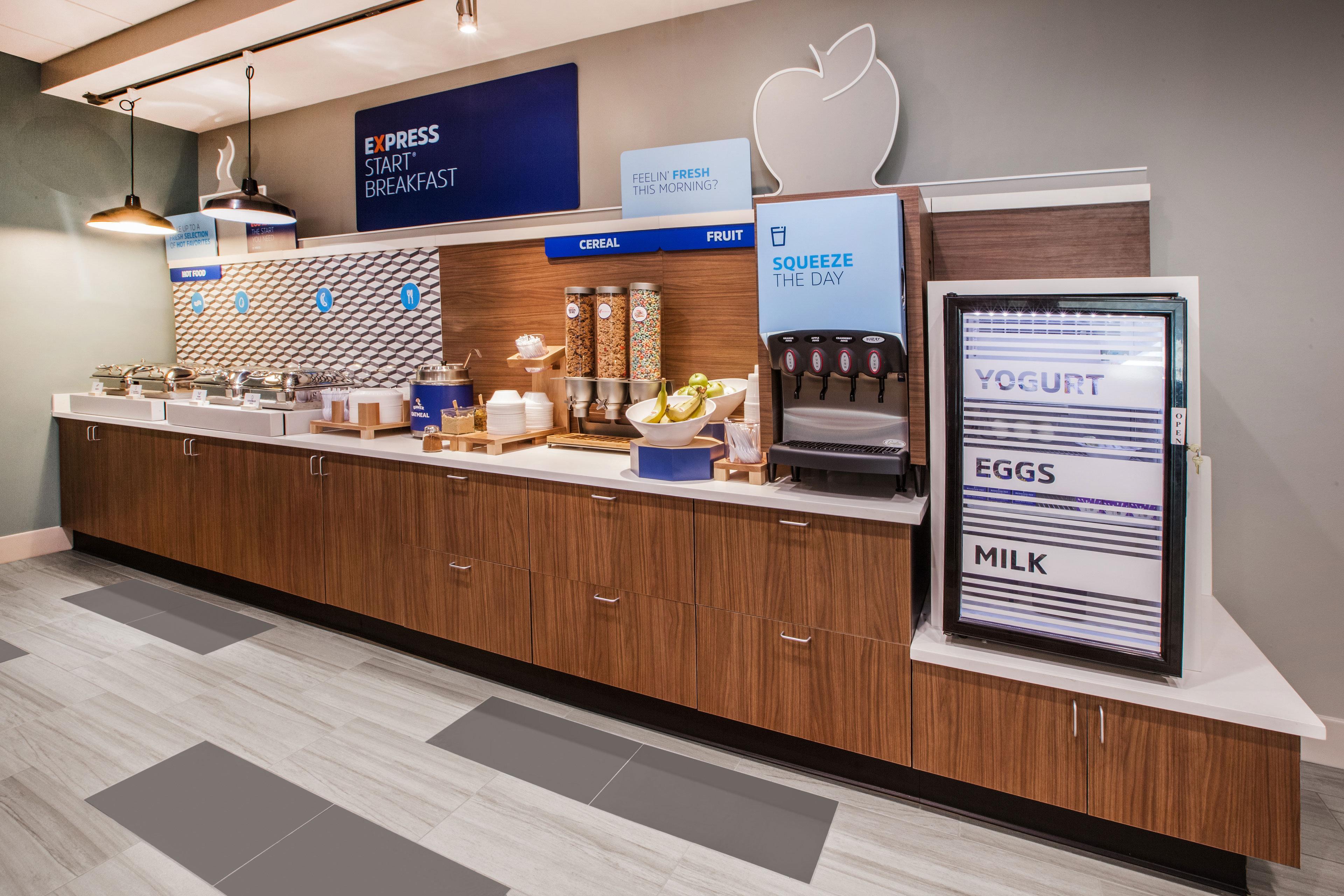 Holiday Inn Express Camden Bagian luar foto