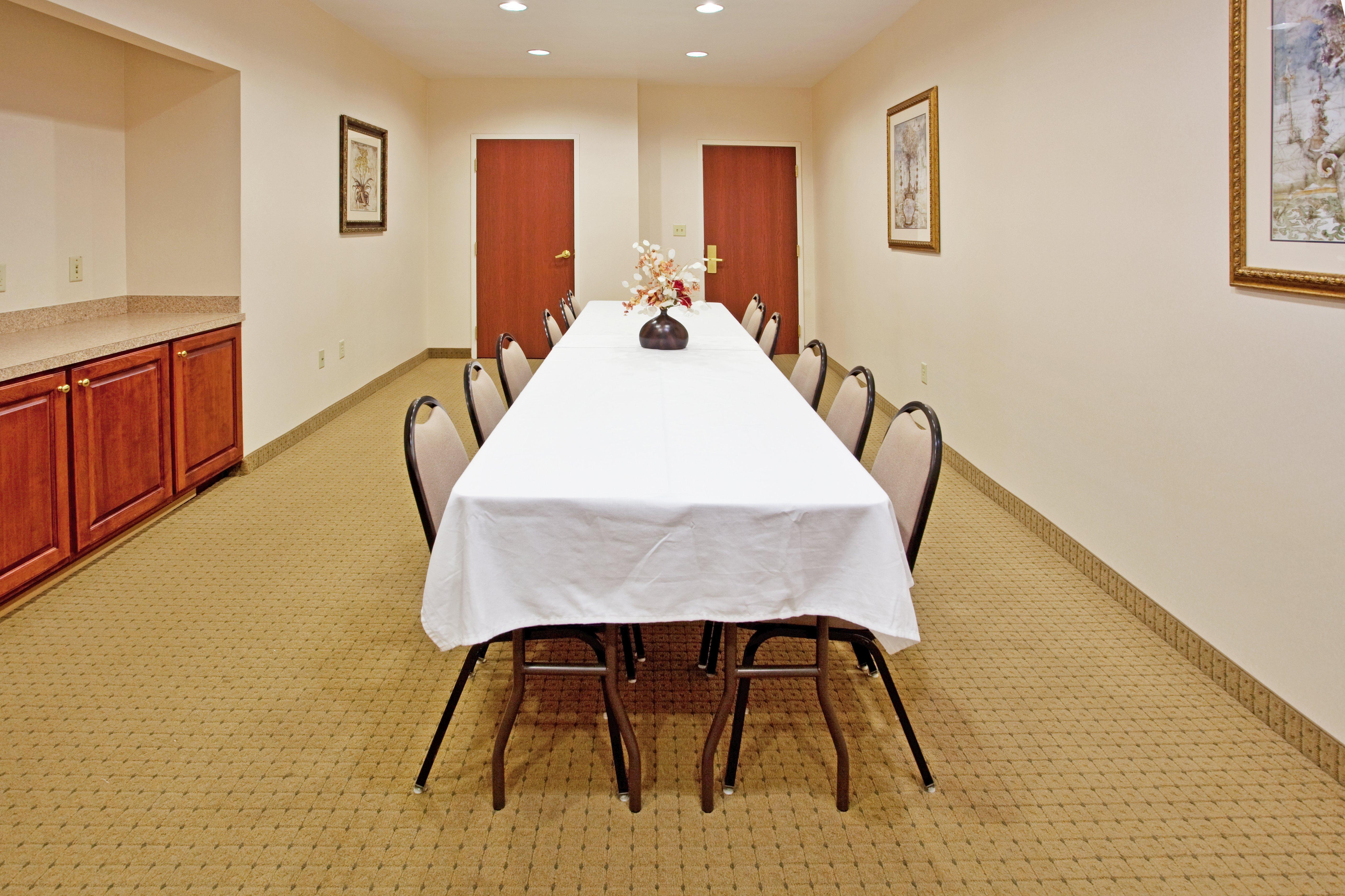 Holiday Inn Express Camden Bagian luar foto